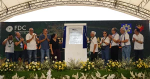 Energy industry officials and Filinvest executives standing side-by-side during the inauguration ceremony of the FDC Green solar power project in Misamis Oriental.