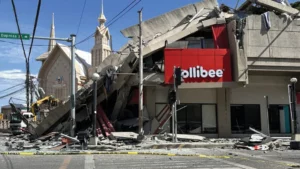 Structural damage to a Jollibee restaurant at the RD Plaza Building along Pendatun Avenue in General Santos City following the June 2026 Mindanao earthquake.