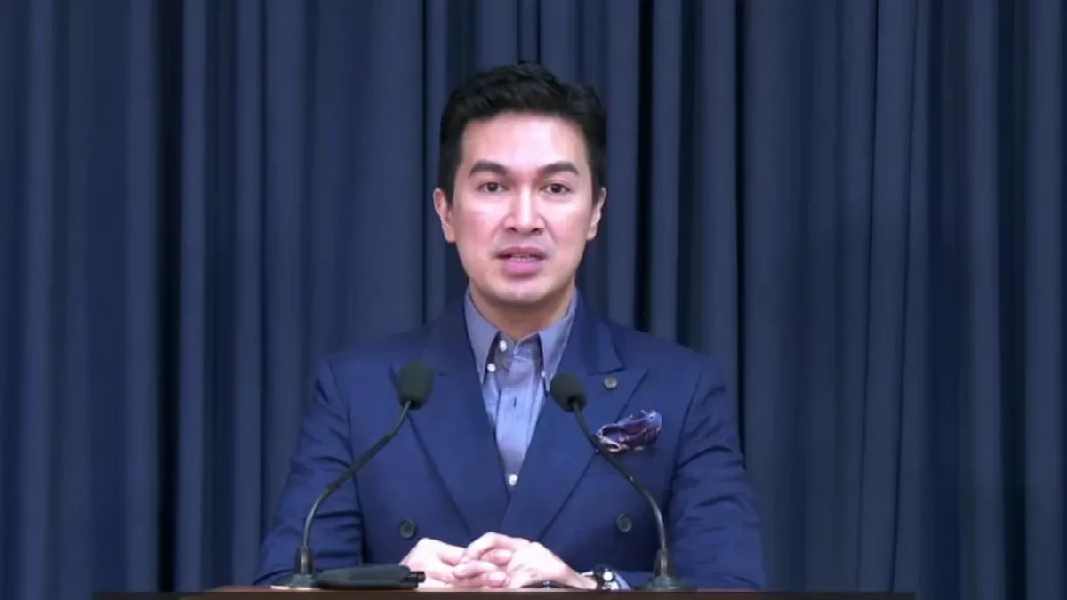 RIAL'S COST. Impeachment Court spokesperson Atty. Regie Tongol speaks to the media after the third day of the impeachment trial of Vice President Sara Duterte, saying the court will release an updated estimate of the trial's costs. (Screengrab from the Senate page.)