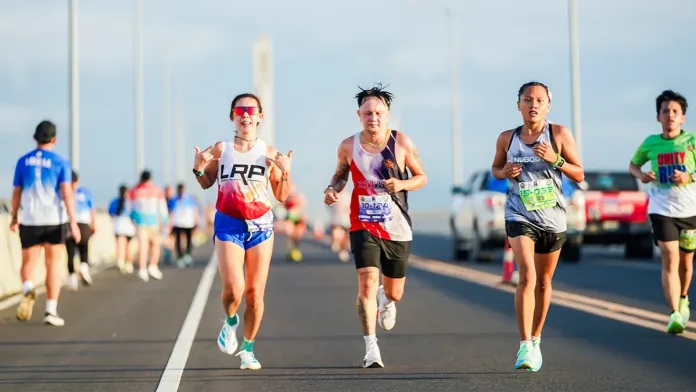 Hundreds of athletes run from the Mindanao Civic Center in Tubod, Lanao del Norte, to Tangub City, Misamis Occidental, across the Panguil Bay Bridge. The annual event creates a direct pedestrian link for sports enthusiasts from neighboring Cagayan de Oro City and Iligan City.  ( Photo courtesy by Ha Mid's Photography)