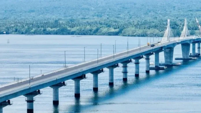 The Panguil Bay Bridge provides a direct overland link between Tubod, Lanao del Norte, and Tangub City, Misamis Occidental, while easing transit to Pagadian City and Zamboanga City. The 3.167-kilometer infrastructure asset allows farmers, fishermen, and traders from surrounding municipalities to bypass traditional ferry bottlenecks.