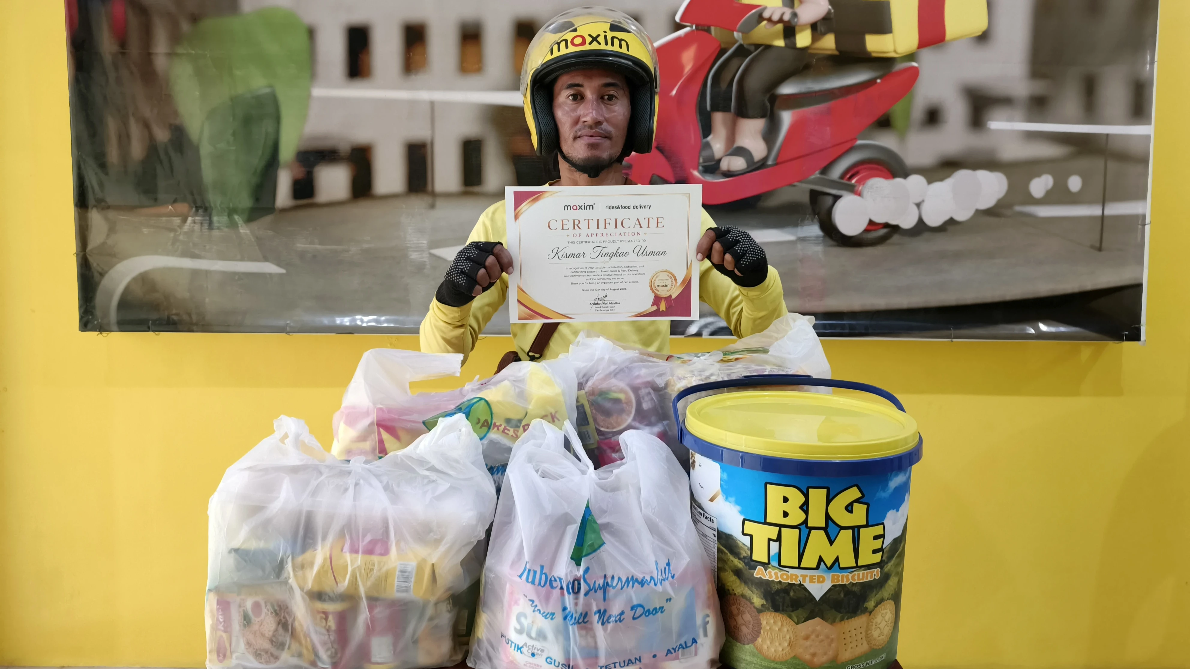 Wallet returned, honesty rewarded: Zamboanga driver-partner earns recognition