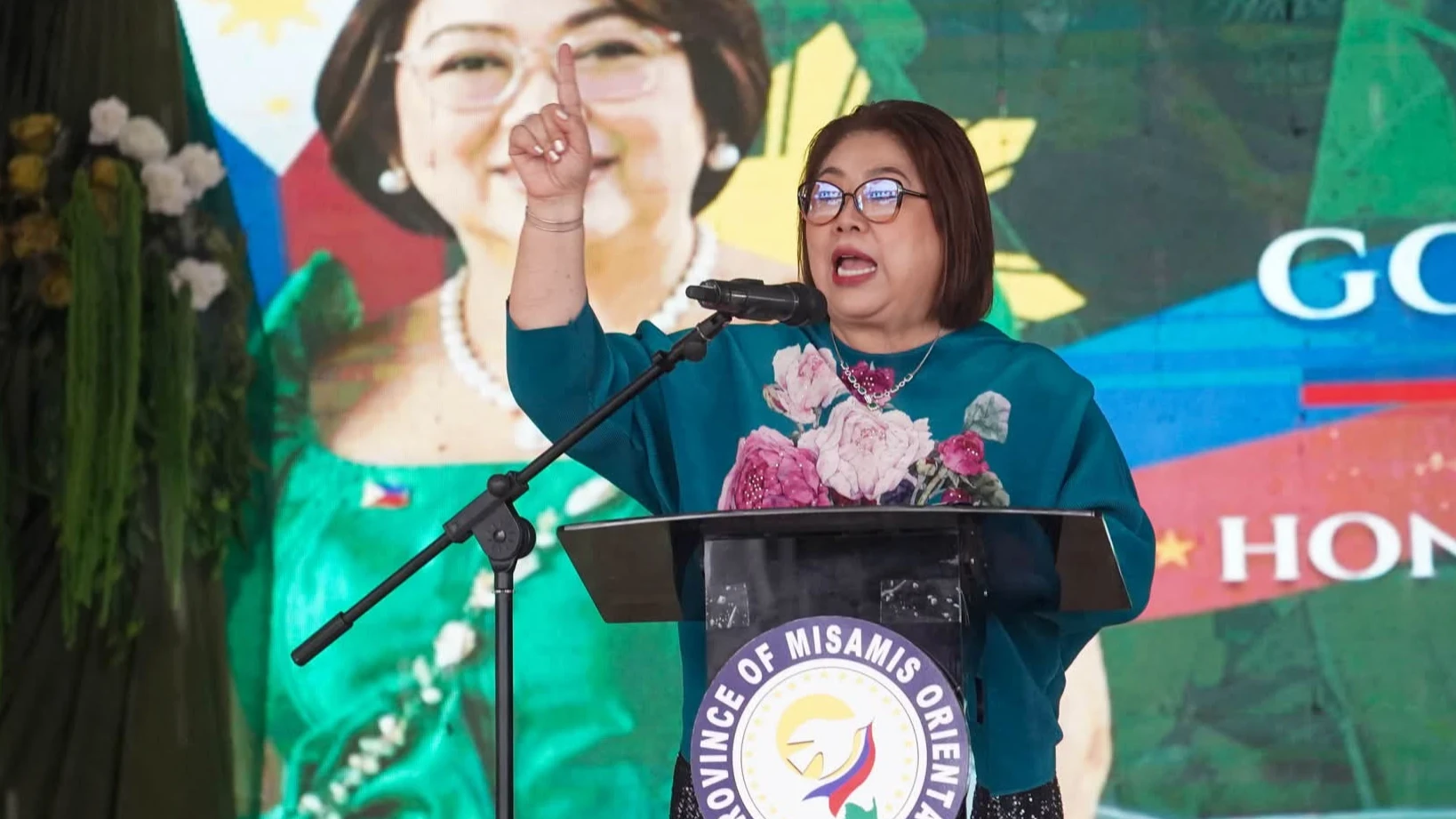 Misamis Oriental Gov. Juliette Uy delivers her State of the Province Address, saying the provincial government is reviewing unpaid contractor claims and defective projects before releasing public funds. She said around 20% to 30% of the province’s outstanding obligations have already been settled. (Photo courtesy of Misamis Oriental Provincial Information Office)
