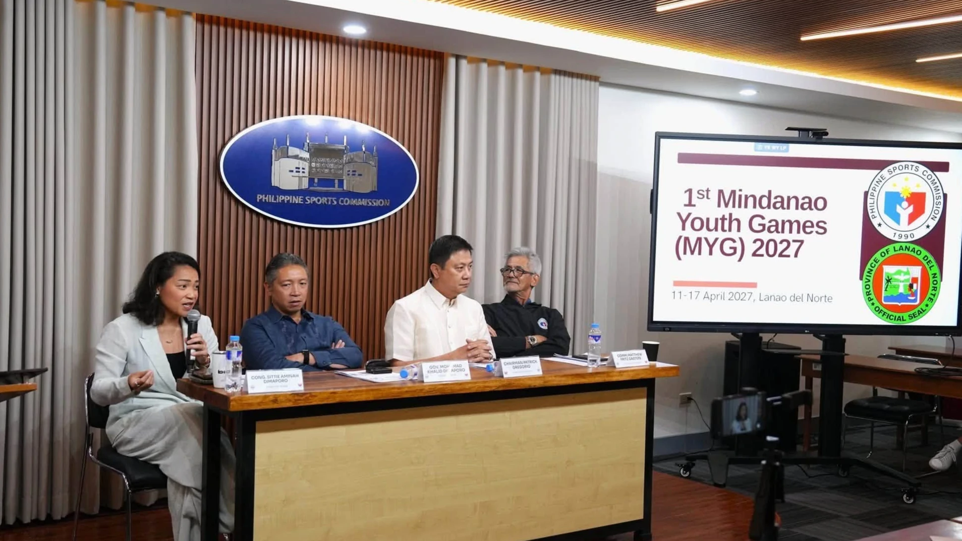 Lanao del Norte Gov. Mohamad Khalid Dimaporo, Rep. Imelda “Angging” Quibranza-Dimaporo, and PSC Chairman Patrick Gregorio unveil the 1st Mindanao Youth Games (MYG) 2027. The tournament will bring 7,000 youth athletes to the Mindanao Civic Center (MCC) complex in Tubod, accessible via the Panguil Bay Bridge from Misamis Occidental and across Northern Mindanao. (Photo courtesy of PSC)