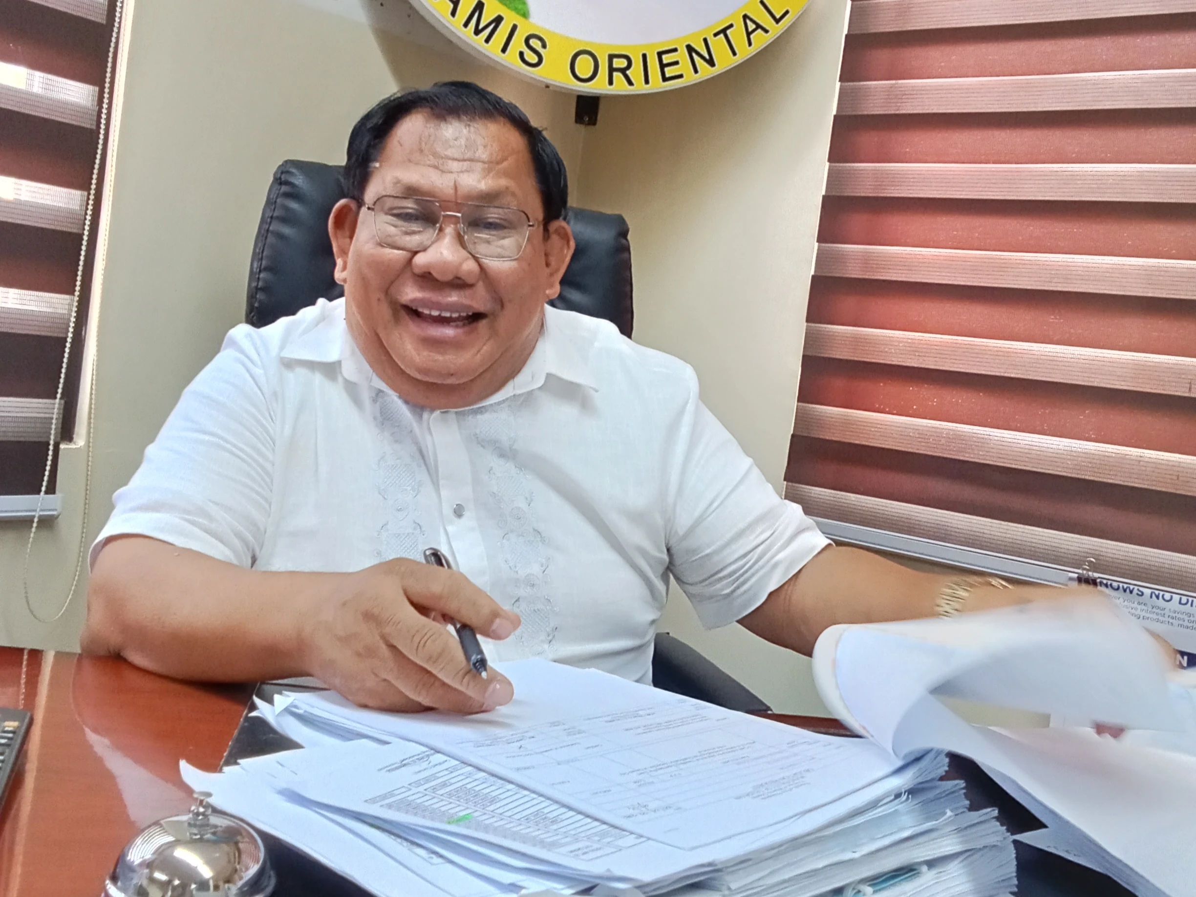 UNDER AUDIT: Talisayan Mayor Ciriaco A. Talines presents the Commission on Audit’s decision recommending the denial of a ₱2.015-million money claim against the municipality over unpaid grocery purchases from the previous administration. (Photo by Edwin Iyo)