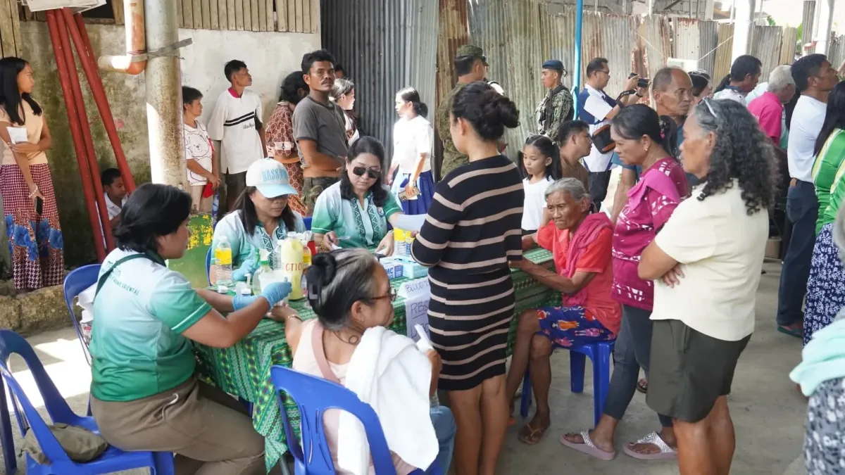Medical staff and provincial health workers conduct blood pressure and health screenings for elderly residents and Indigenous Peoples of Barangay Lubilan during the Panaghiusang Serbisyo outreach led by Misamis Oriental Governor Juliette Uy in Naawan town.